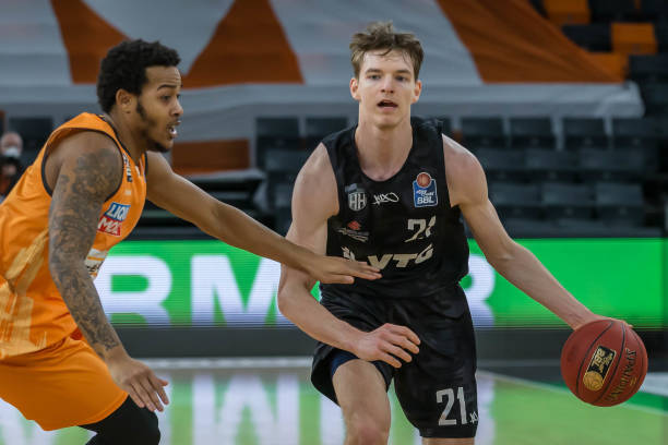 英超与瓜式 英超与瓜式